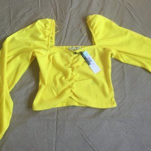 Noisy may yellow sheered back scrunched front long sleeve with elastic size L